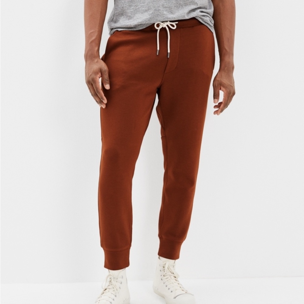 NWT AE Active 24/7 Jogger Medium